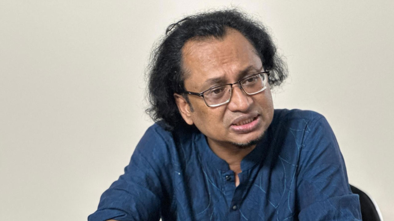 দিল্লি বিমানবন্দরে আটকে দেওয়া হলো ডা. জাহেদকে